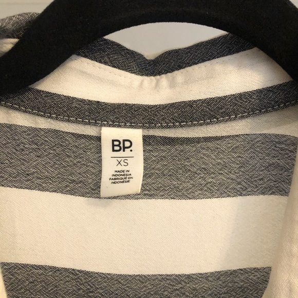 BP Grey and white stripe blouse XS - Picture 2 of 3